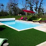 Domaine De La Besnerie Avec Privatif A 10 Min Du Mont St Michel Ferienhaus *
