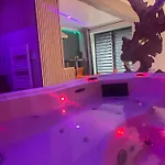 Domaine De La Besnerie Avec Privatif A 10 Min Du Mont St Michel Ferienhaus Tanis