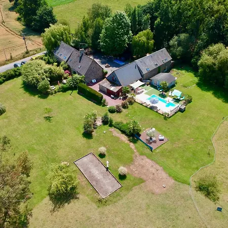 Domaine De La Besnerie Avec Privatif A 10 Min Du Mont St Michel Prázdninový dům Tanis