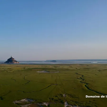 Domaine De La Besnerie Avec Privatif A 10 Min Du Mont St Michel * Tanis