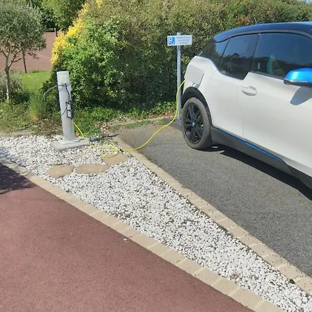 Domaine De La Besnerie Avec Privatif A 10 Min Du Mont St Michel
