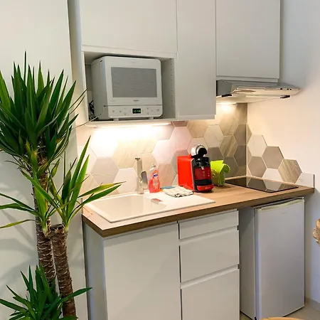 Domaine De La Besnerie Avec Privatif A 10 Min Du Mont St Michel Tanis