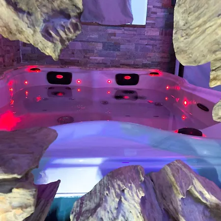 Prázdninový dům Domaine De La Besnerie Avec Privatif A 10 Min Du Mont St Michel Tanis