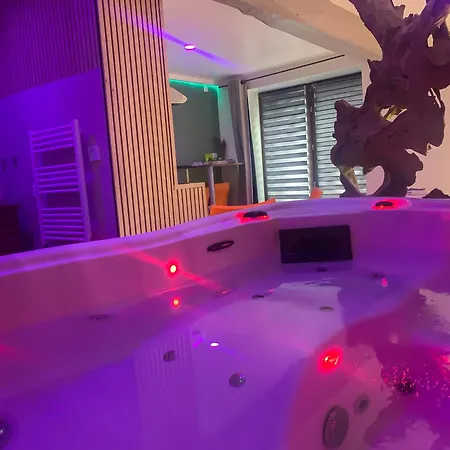 Domaine De La Besnerie Avec Privatif A 10 Min Du Mont St Michel Prázdninový dům Tanis