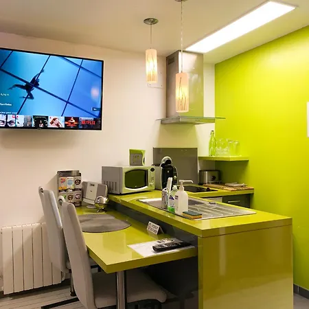 Domaine De La Besnerie Avec Privatif A 10 Min Du Mont St Michel *