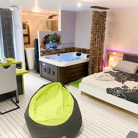 Domaine De La Besnerie Avec Privatif A 10 Min Du Mont St Michel * Tanis