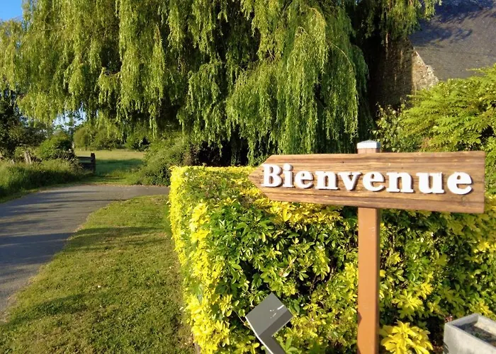 度假居 Domaine De La Besnerie Avec Privatif A 10 Min Du Mont St Michel Tanis