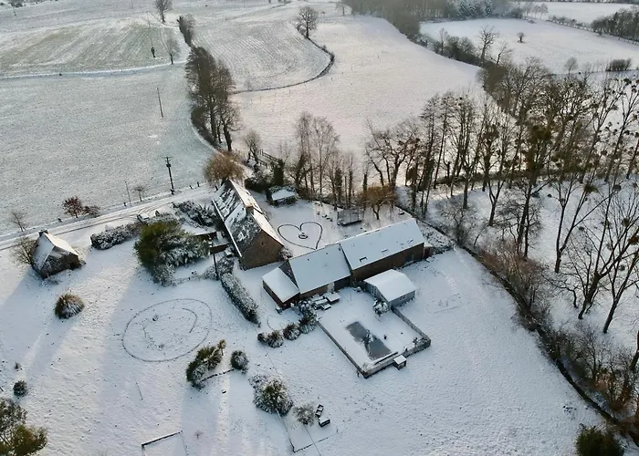 Domaine De La Besnerie Avec Privatif A 10 Min Du Mont St Michel Σπίτι διακοπών *