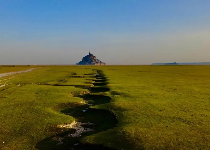 度假居 Domaine De La Besnerie Avec Privatif A 10 Min Du Mont St Michel Tanis