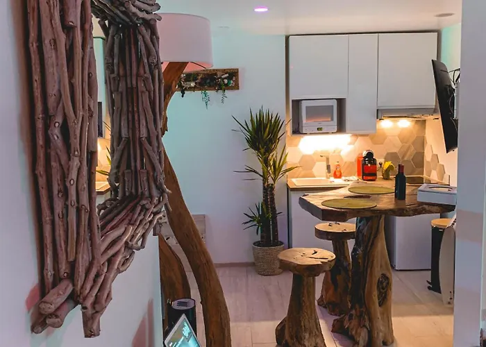 Domaine De La Besnerie Avec Privatif A 10 Min Du Mont St Michel * Tanis