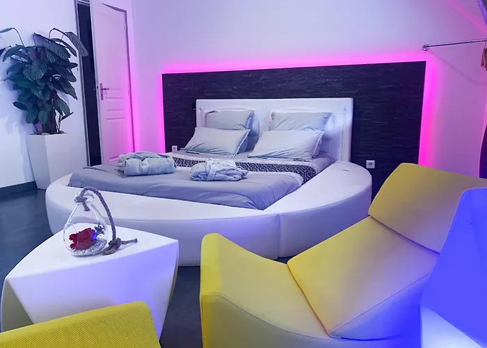 度假居 Domaine De La Besnerie Avec Privatif A 10 Min Du Mont St Michel